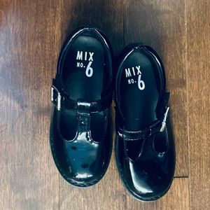 Mix 6 Maryjane shoes